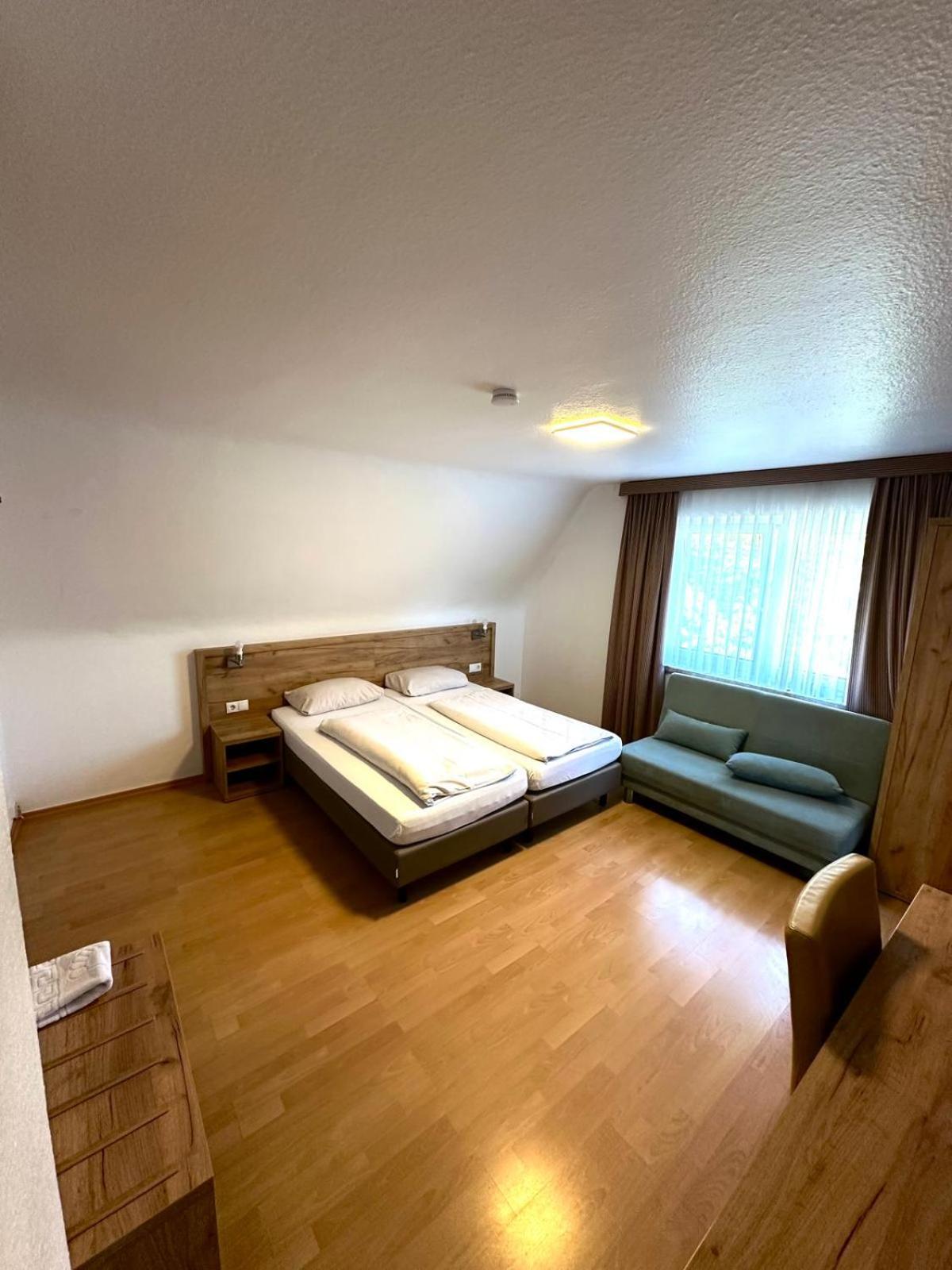 Pension Im Heidort Ойтен Экстерьер фото